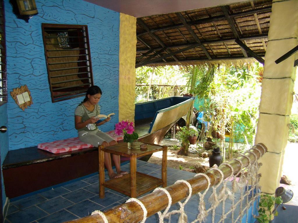 Takatuka Beach Resort Sipalay Bilik gambar